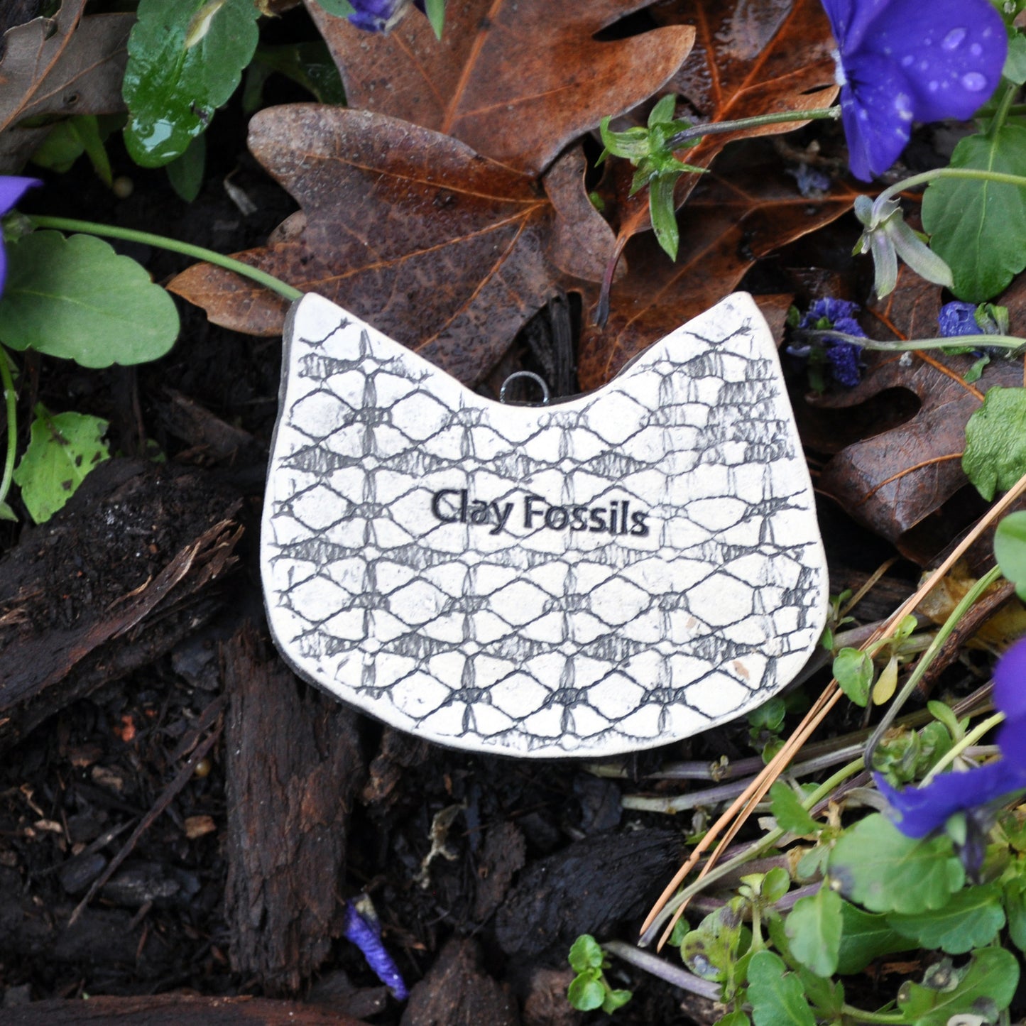 Clay Fossil Ornament, Black and white Cat Face